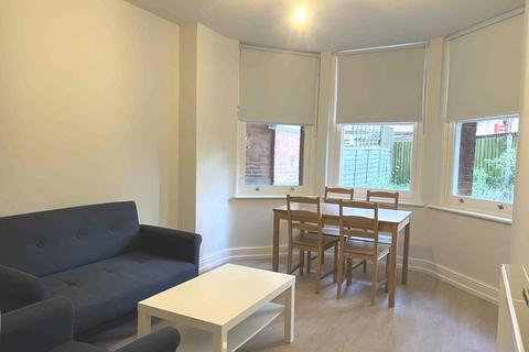 2 bedroom flat to rent, Richmond Way, Shepherd`s Bush, W12