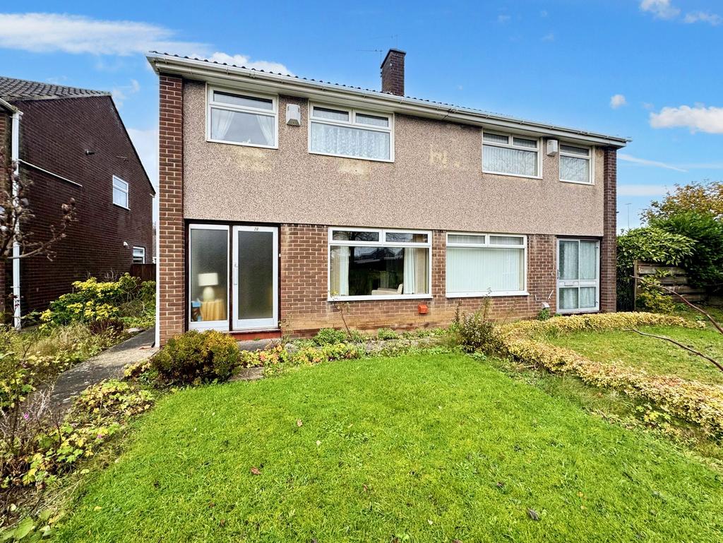 Castle Dene Grove, Dairy Lane... 3 bed semidetached house for sale £