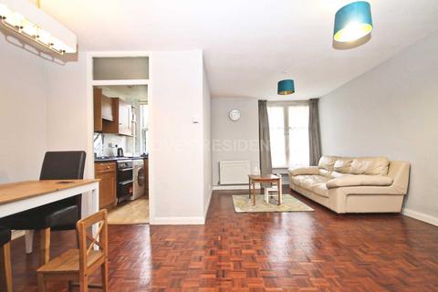 2 bedroom flat to rent, Rodney Road, New Malden