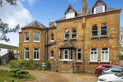Flat D, 4 Kingswood Road, Shortlands, Bromley, BR2 0HQ