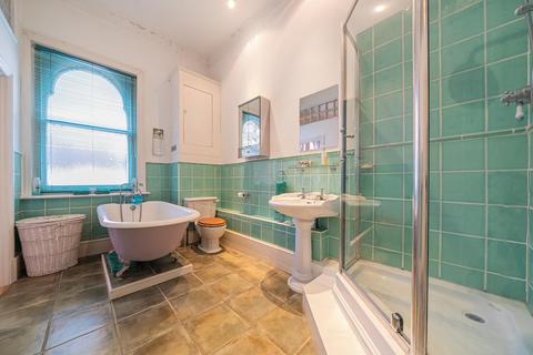 Flat D, 4 Kingswood Road, Shortlands, Bromley, BR2 0HQ