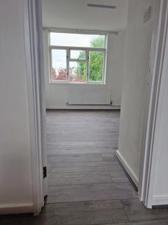 1 bedroom flat to rent - Churchill Place, Harrow HA1