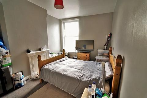 6 bedroom house to rent - Melton Road, West Bridgford, Nottingham, NG2 7NF