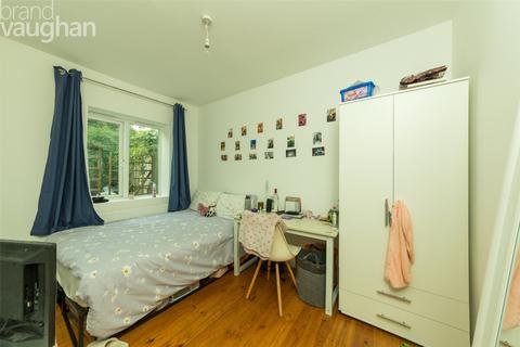 3 bedroom end of terrace house to rent, Brighton, Brighton BN2