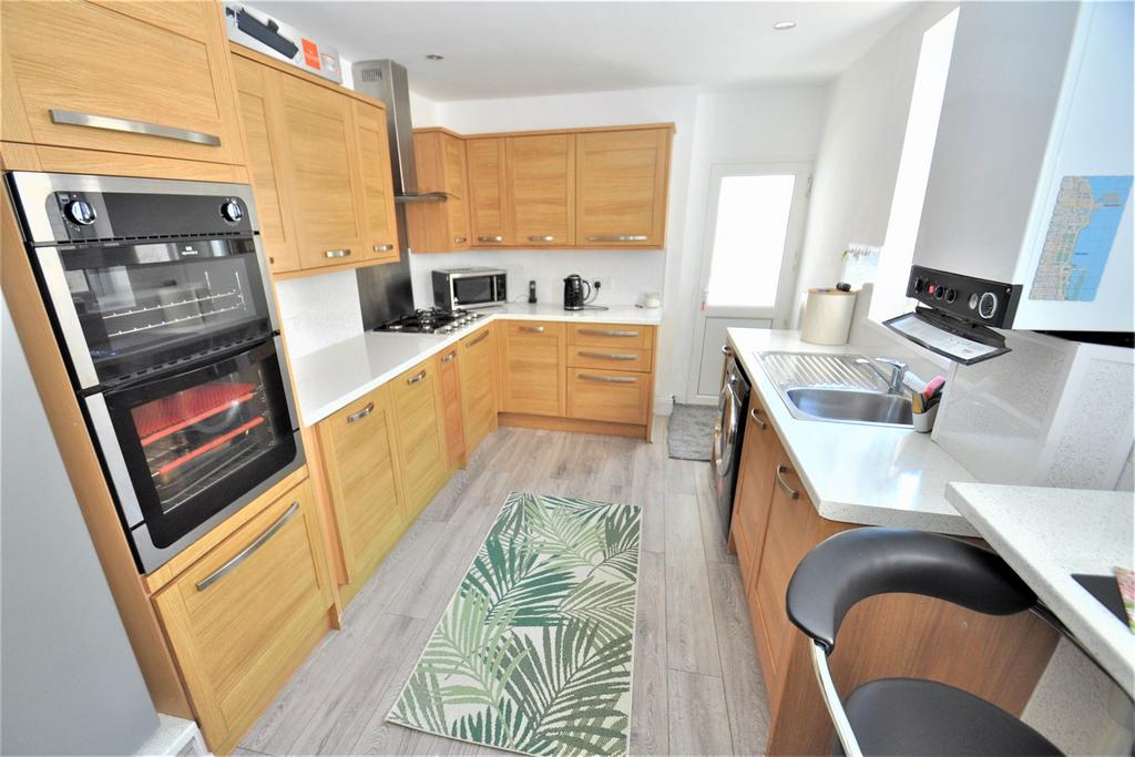 Kitchen/Breakfast Ro