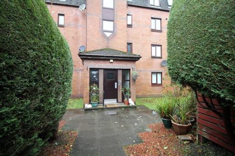 2 bedroom flat to rent, Flat 3 St Columba Mews, 87 Sinclair Street, Helensburgh, G84 8TR