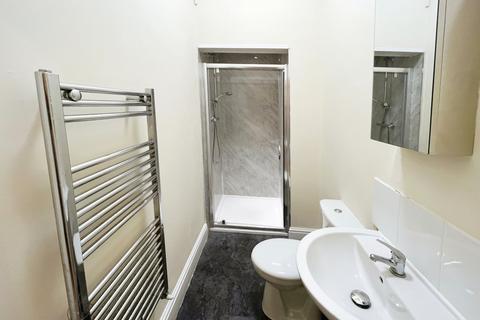 1 bedroom flat for sale, Claremont Grove, Didsbury, Manchester, M20