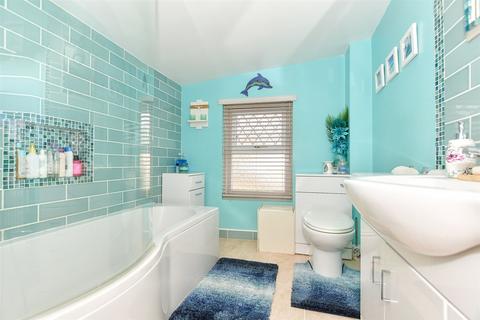 22 Alexandra Road, Ramsgate, CT11 7HY