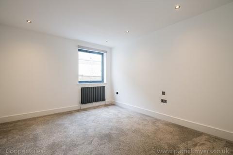 2 bedroom flat to rent - Westow Street, Crystal Palace, SE19 3AH
