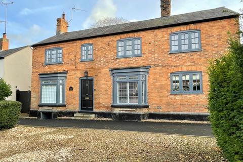 4 bedroom detached house for sale, Main Street, Gawcott