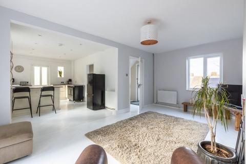 3 bedroom semi-detached house for sale, Denton Drive, Hollingbury, Brighton, East Sussex