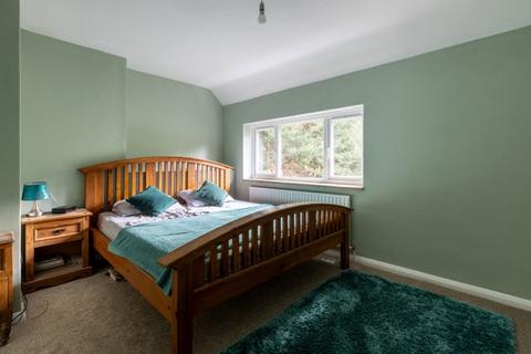 94 Denton Drive, Brighton, BN1 8DL