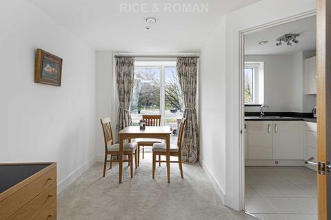 undefined, London Road, Guildford GU1