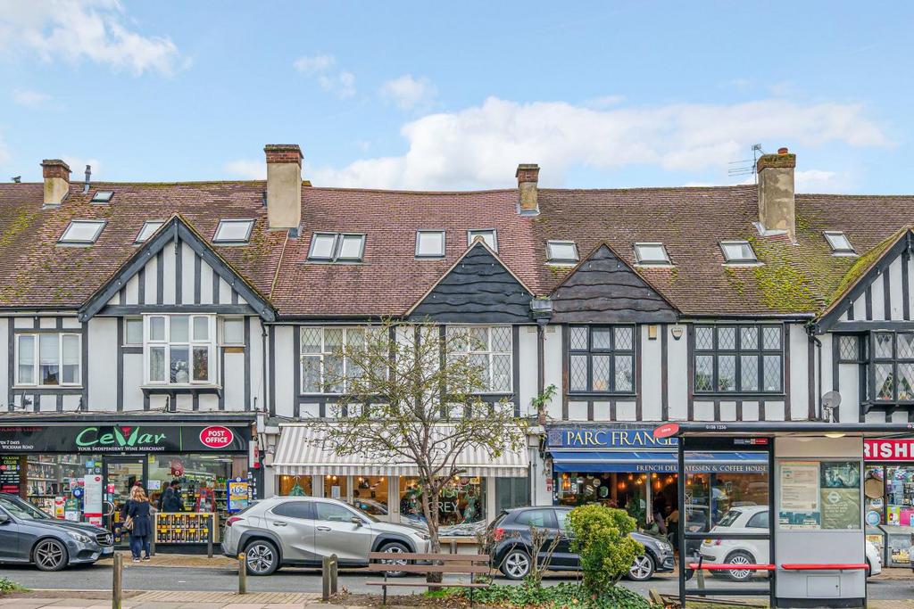 Wickham Road, Beckenham 2 bed flat for sale £275,000