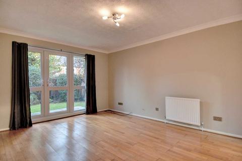2 bedroom apartment for sale - Windsor House St Andrews Road