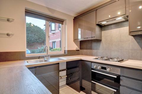 2 bedroom apartment for sale - Windsor House St Andrews Road