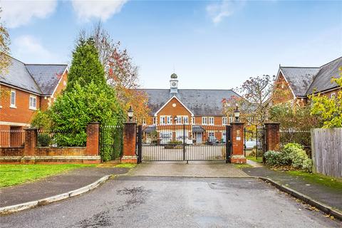 8 Albert Mews, Redhill, RH1 6TD