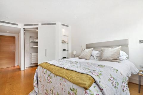 2 bedroom flat to rent, Howard Building, 368 Queenstown Road, London