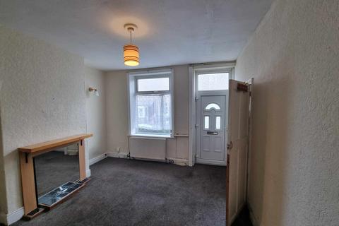 2 bedroom terraced house to rent, Byron Street, Halifax, HX1