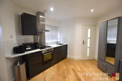 Studio to rent, The Annex,  Franklin Avenue, Cheshunt, Hertfordshire, EN7 5DX