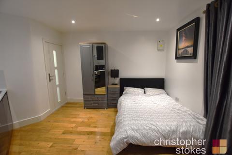 Studio to rent, The Annex,  Franklin Avenue, Cheshunt, Hertfordshire, EN7 5DX