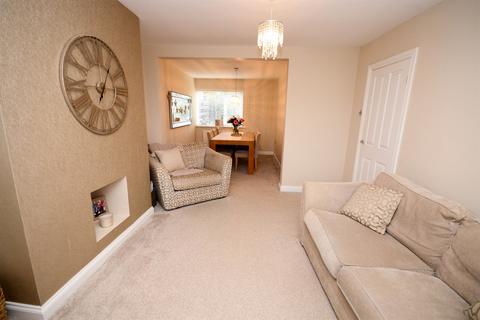 24 Crathie, Birtley, Chester Le Street, DH3 1QJ