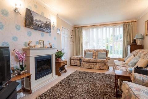 2 bedroom bungalow for sale - Solihull B90