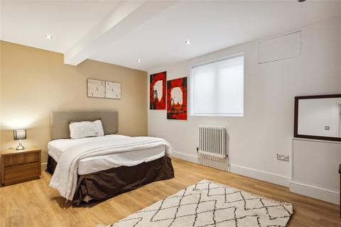 3 bedroom flat to rent - Felsham Road, London