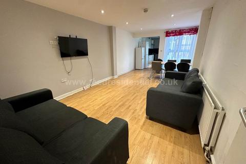 6 bedroom house to rent, Frederick Grove, Lenton