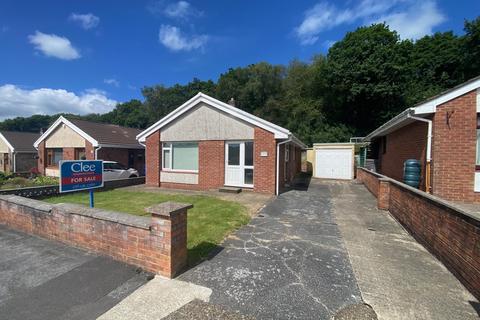 3 bedroom detached bungalow for sale, Kingrosia Park, Clydach, Swansea, City And County of Swansea.