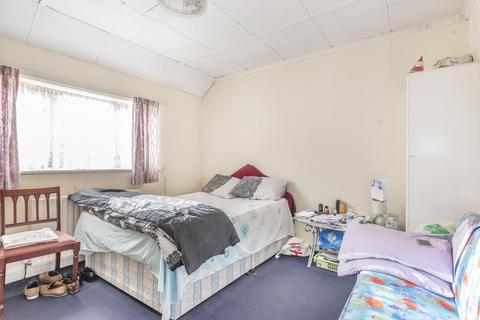 3 bedroom semi-detached house for sale, Slough,  Berkshire,  SL1