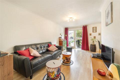 13 Whiteadder Way, London, E14 9UR