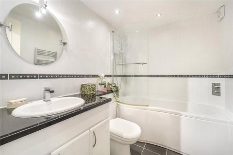 13 Whiteadder Way, London, E14 9UR