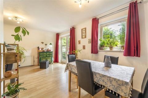 13 Whiteadder Way, London, E14 9UR