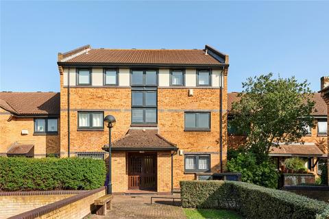 13 Whiteadder Way, London, E14 9UR