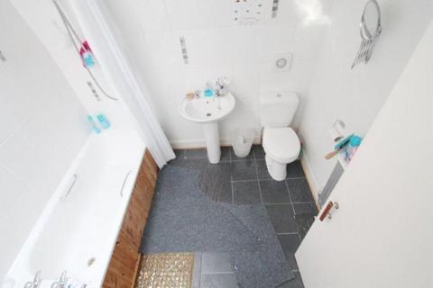 2 bedroom flat for sale - Castle Street, Flat 2-2, Rothesay, Argyll and Bute PA20