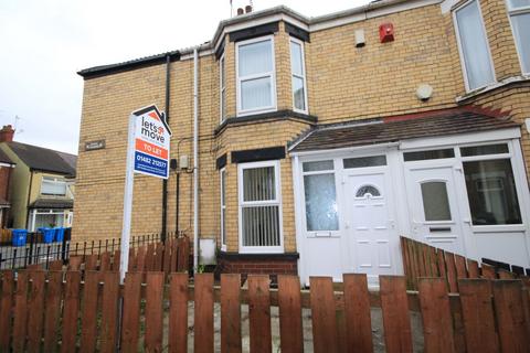 2 bedroom end of terrace house to rent, Park Avenue, Gloucester St, Hull, HU4