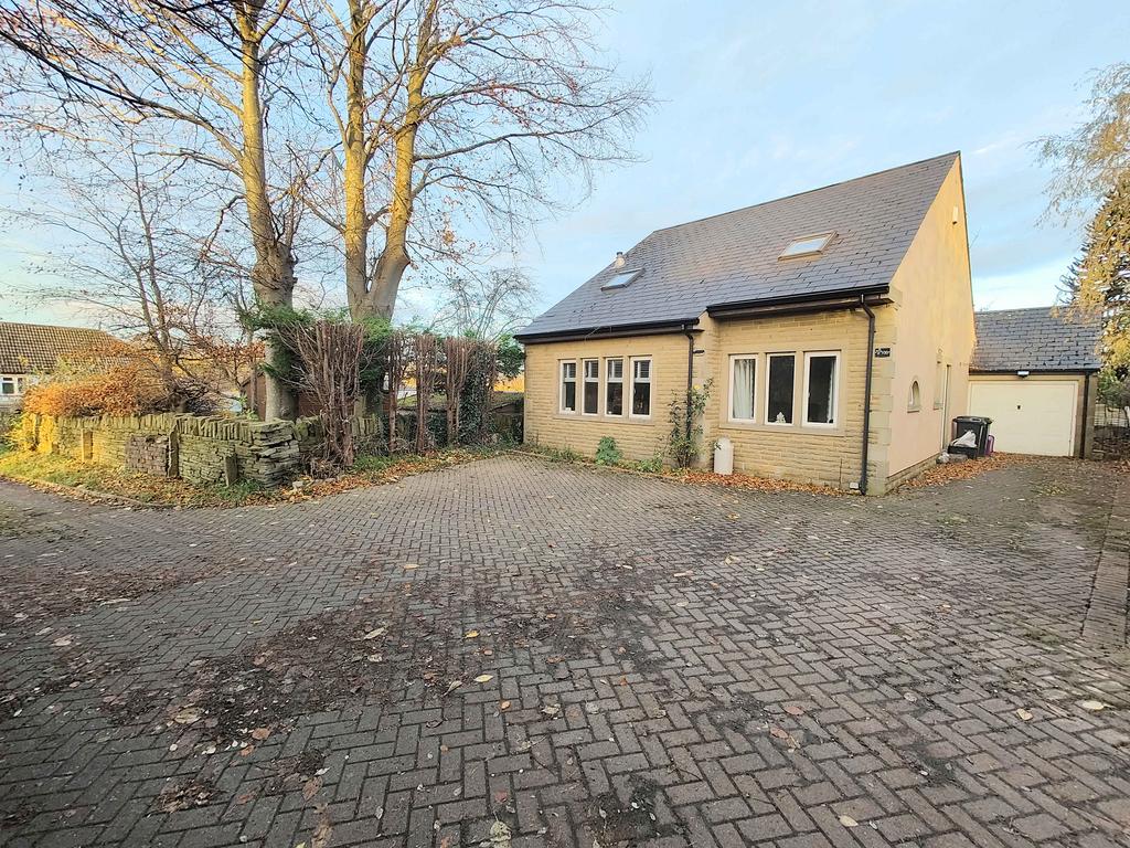 Granny Hall Lane, Brighouse HD6 5 bed detached house for sale £475,000