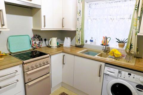 2 bedroom bungalow for sale - Sycamore Avenue, Newhall, DE11