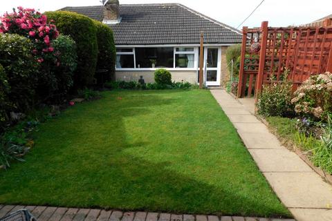 2 bedroom bungalow for sale, Sycamore Avenue, Newhall, DE11
