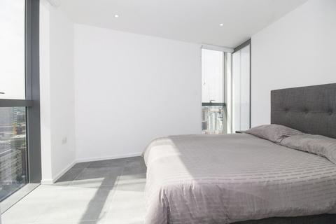 3 bedroom flat for sale, Dollar Bay London E14