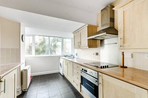 1 bedroom flat for sale, Osprey Heights, Bramlands Close, Clapham Junction, London, SW11