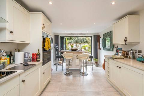 4 bedroom terraced house for sale - Farlow Road, London