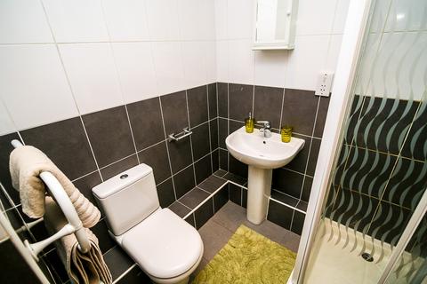1 bedroom flat to rent, BURLEY ROAD, Leeds