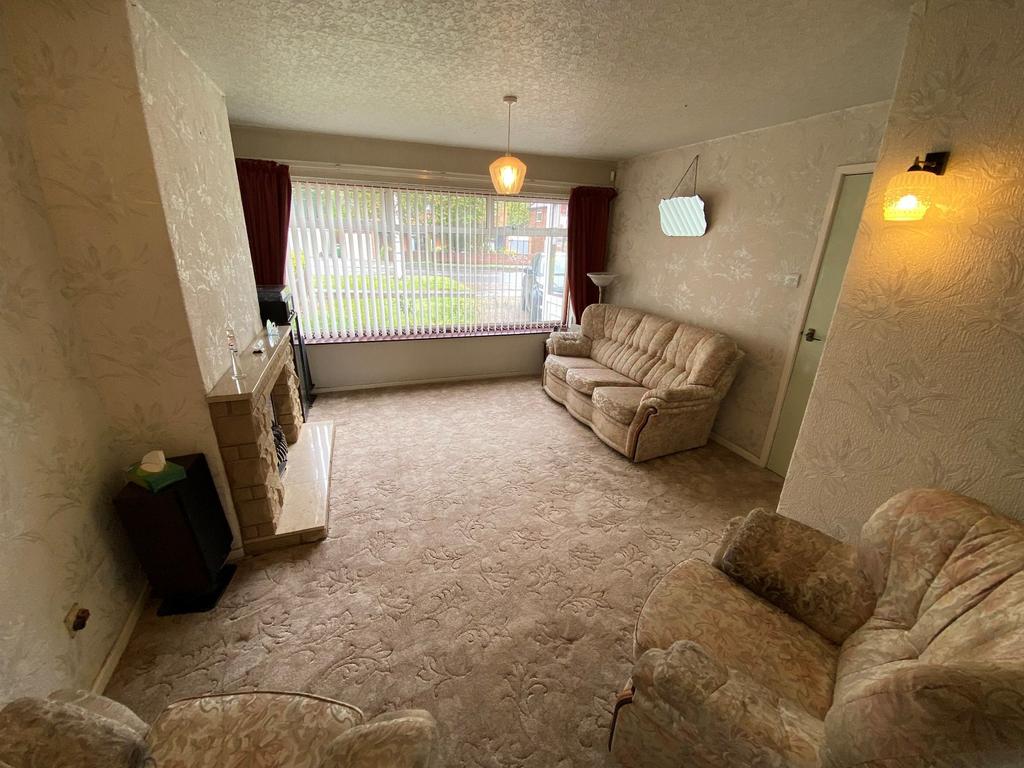Shirley, Solihull B90 3 bed semidetached house for sale £275,000