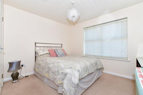 2 bedroom apartment for sale, London Road, Larkfield, Aylesford, Kent