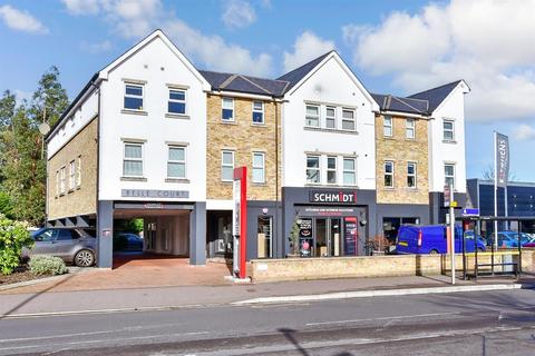 2 bedroom apartment for sale, London Road, Larkfield, Aylesford, Kent