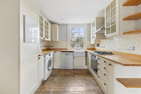2 bedroom flat to rent, Caledonian Road, Islington, London
