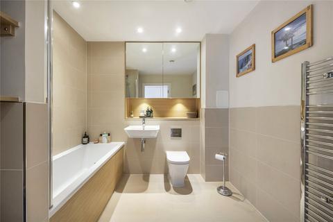 1 bedroom flat for sale, Wiltshire Row, Shoreditch Park, London