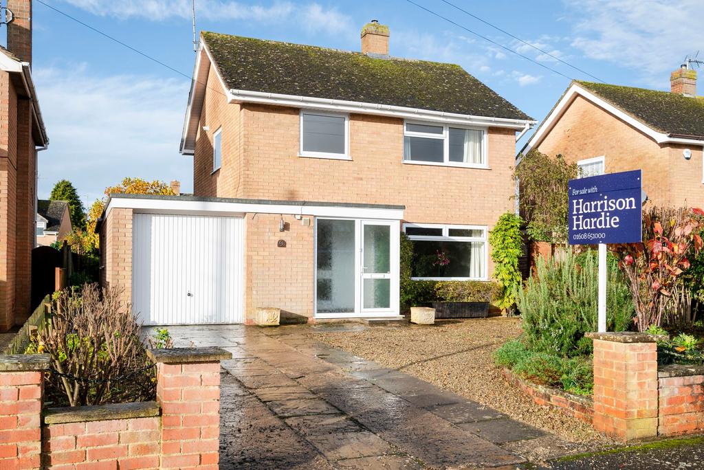 Keble Road, MoretonInMarsh, GL56 3 bed detached house for sale £400,000